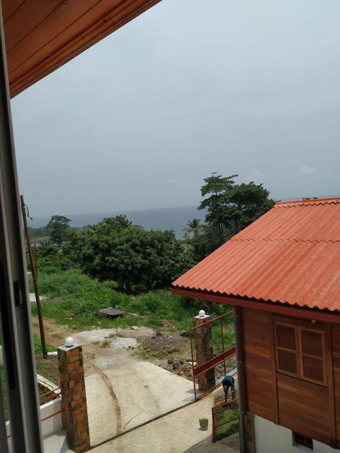 Domus Guesthouse Santana Ngoại thất bức ảnh