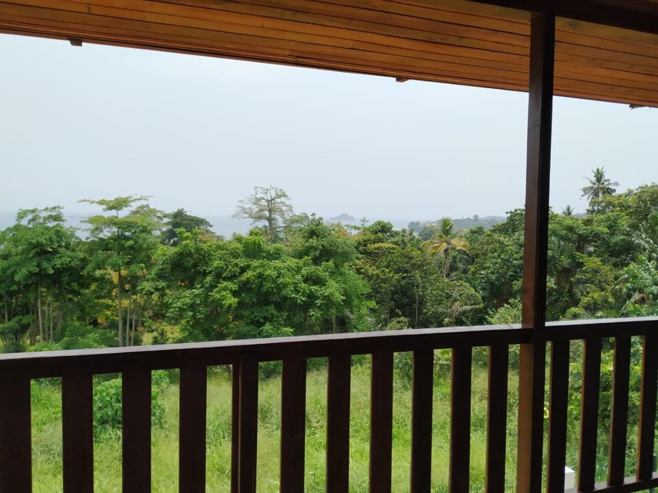 Domus Guesthouse Santana Ngoại thất bức ảnh